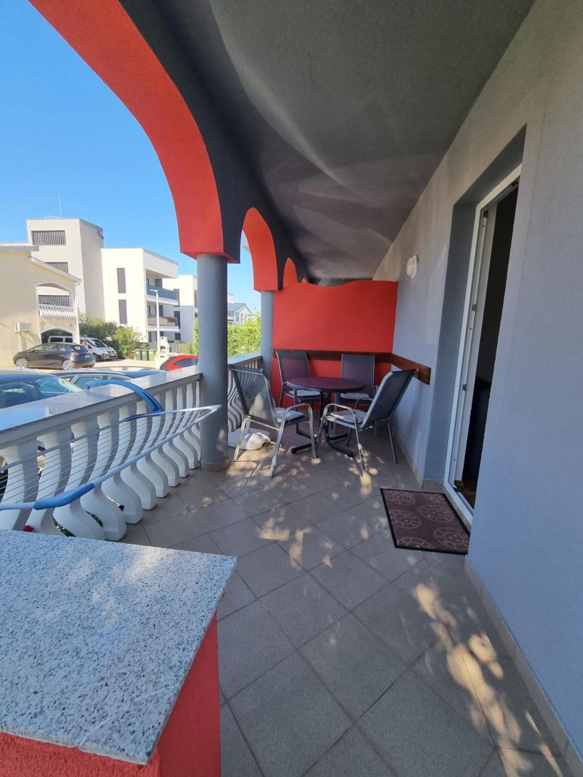Santoni Apartment Vir Exterior photo
