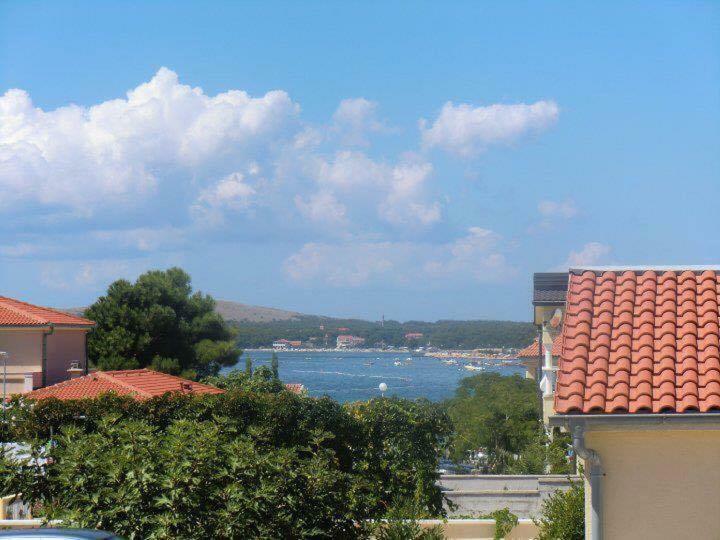 Santoni Apartment Vir Exterior photo